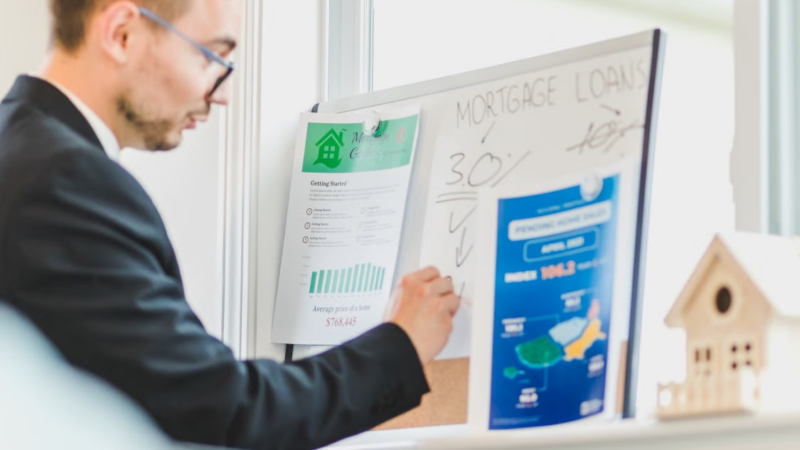 What Happens to Your House If You Can’t Make Mortgage Payments?